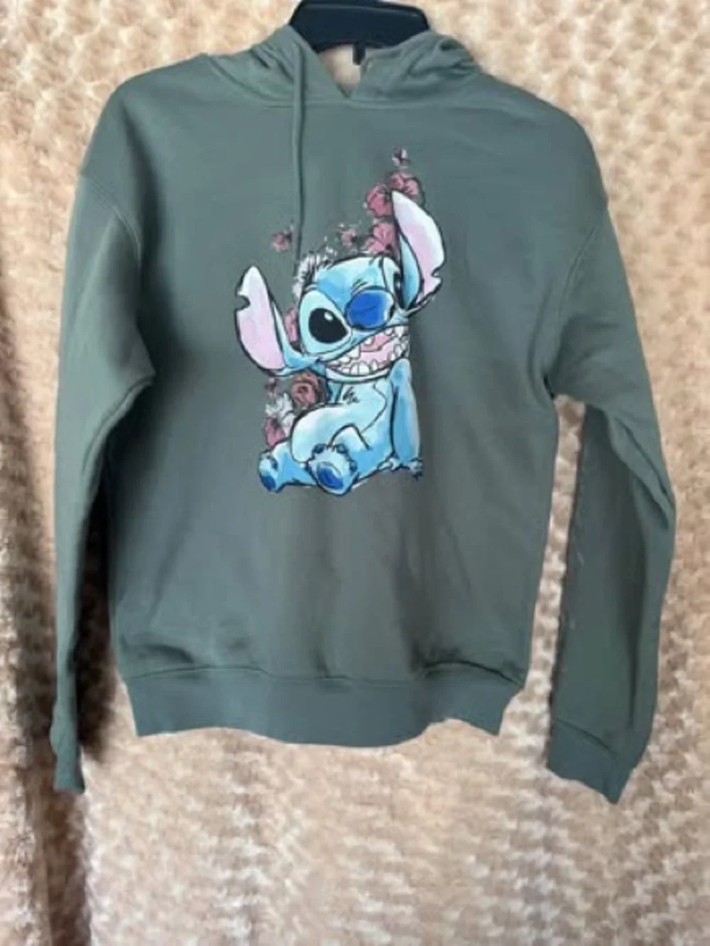 Women’s Stitch Graphic Hoodie in Olive Green size Medium